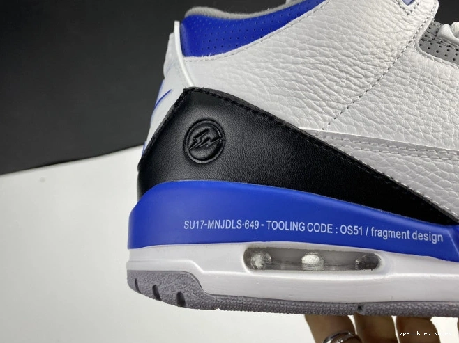 Cheap Jordan Blue 3 White Air CT8532-040 Retro 0811